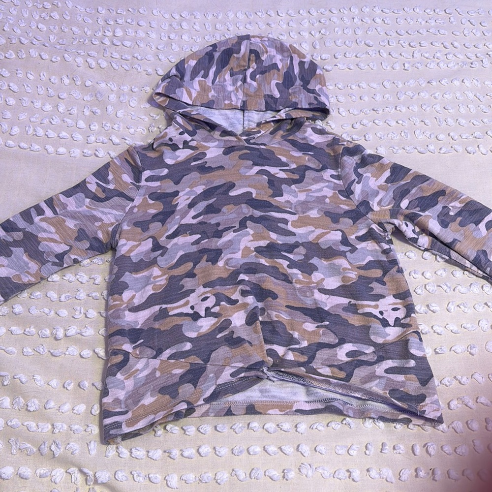 Old Navy Multi Color Camo Long Sleeve